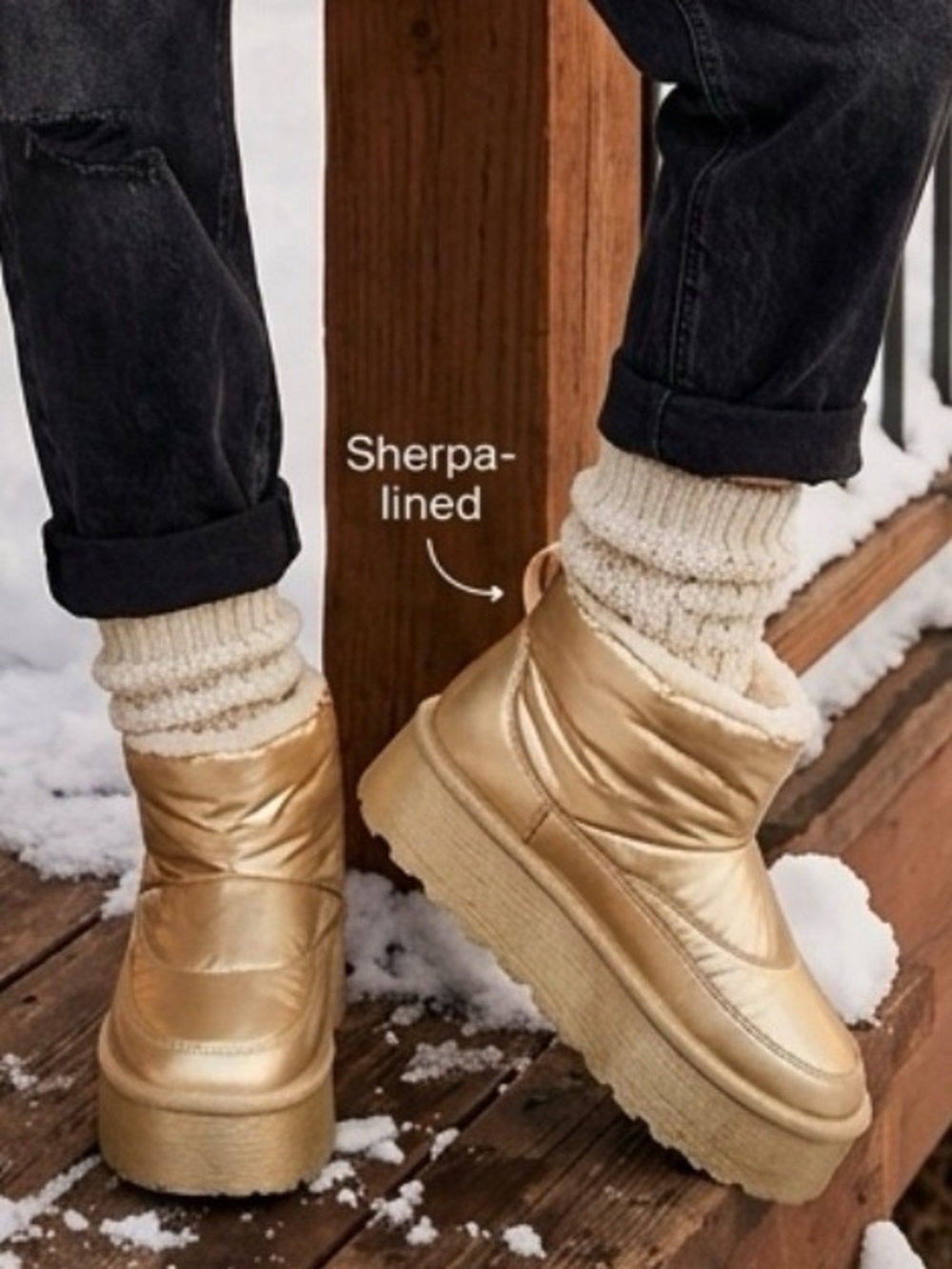 Wild Diva Gold Metallic Platform Sherpa Boots  Size 7